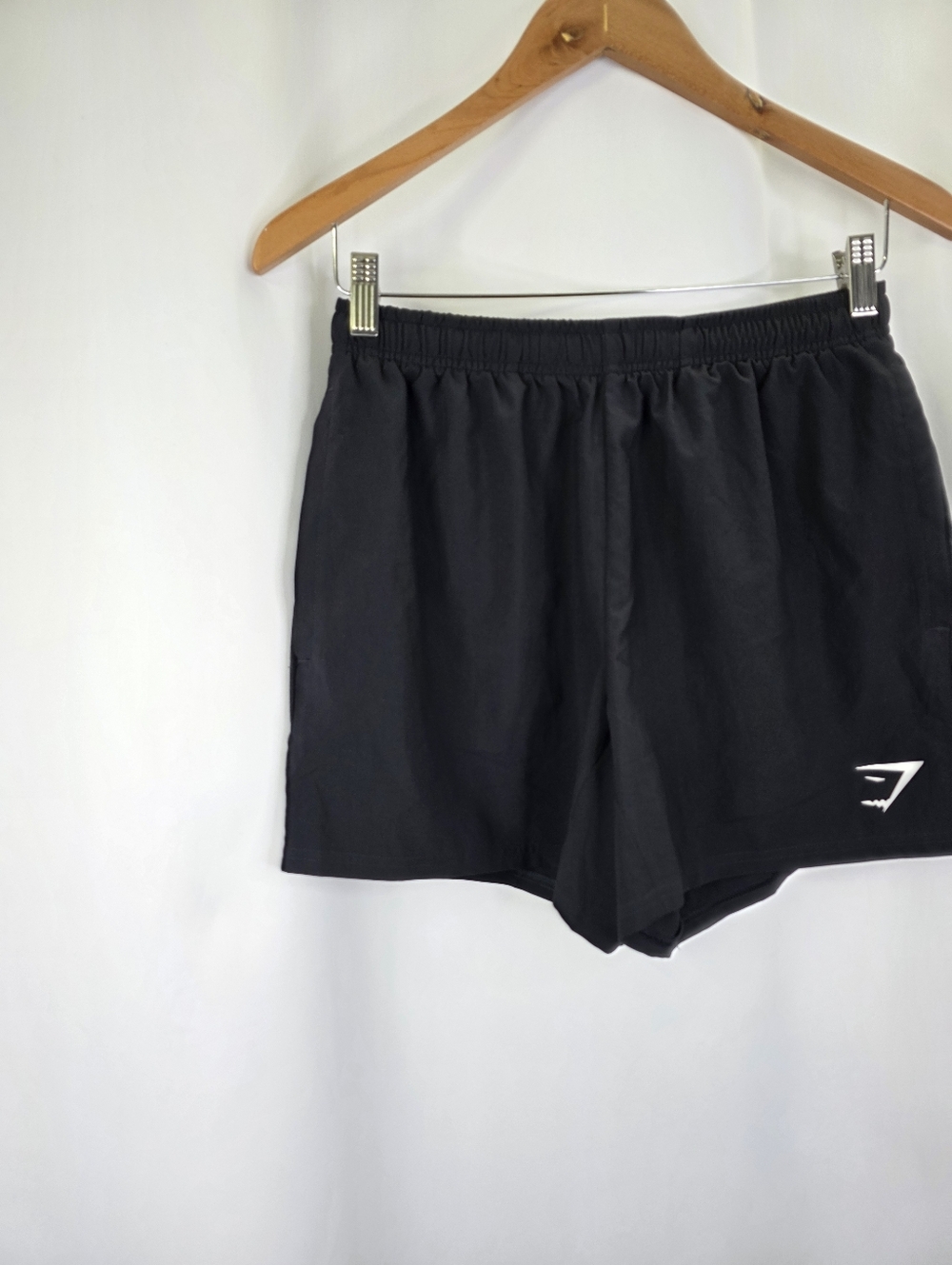 Gymshark Women's Size Small Regular Fit Pintuck Shorts HT3 Black Athletic Wear - Picture 3 of 15